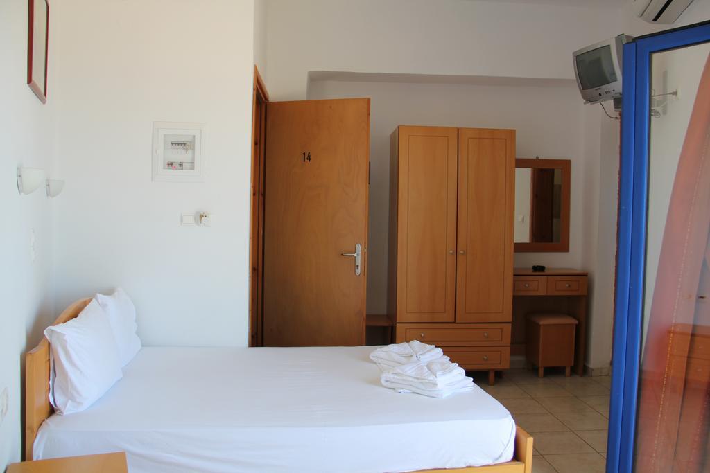 Hotel Stavris Хора-Сфакион Экстерьер фото