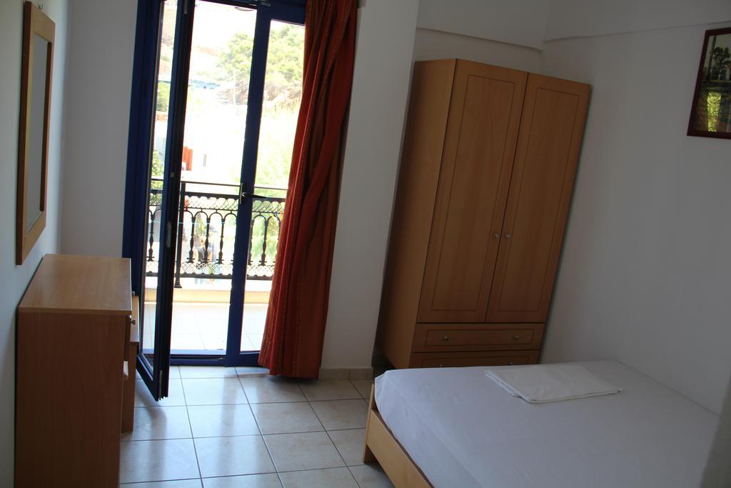 Hotel Stavris Хора-Сфакион Экстерьер фото