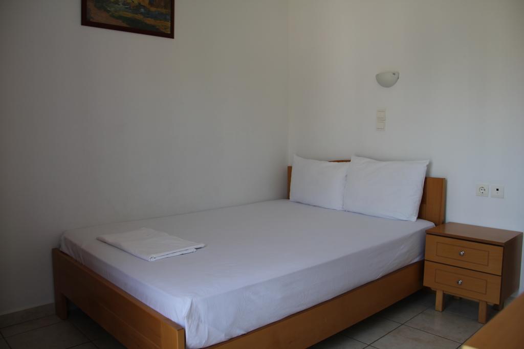 Hotel Stavris Хора-Сфакион Экстерьер фото