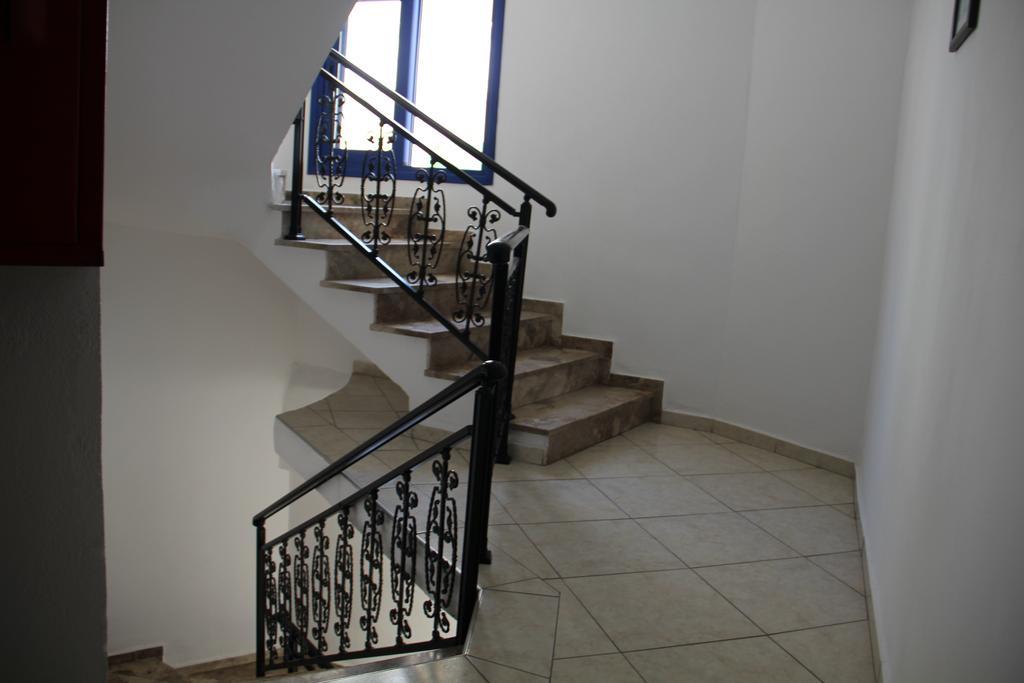 Hotel Stavris Хора-Сфакион Экстерьер фото